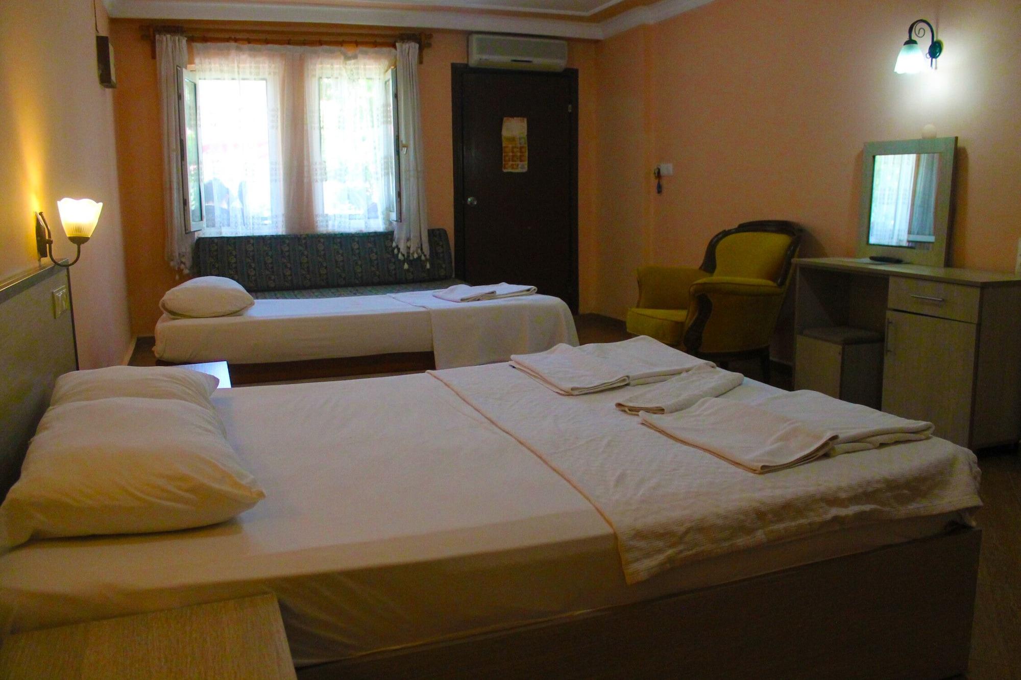 Carmina Hotel โอลลุนเดนิซ ภายนอก รูปภาพ