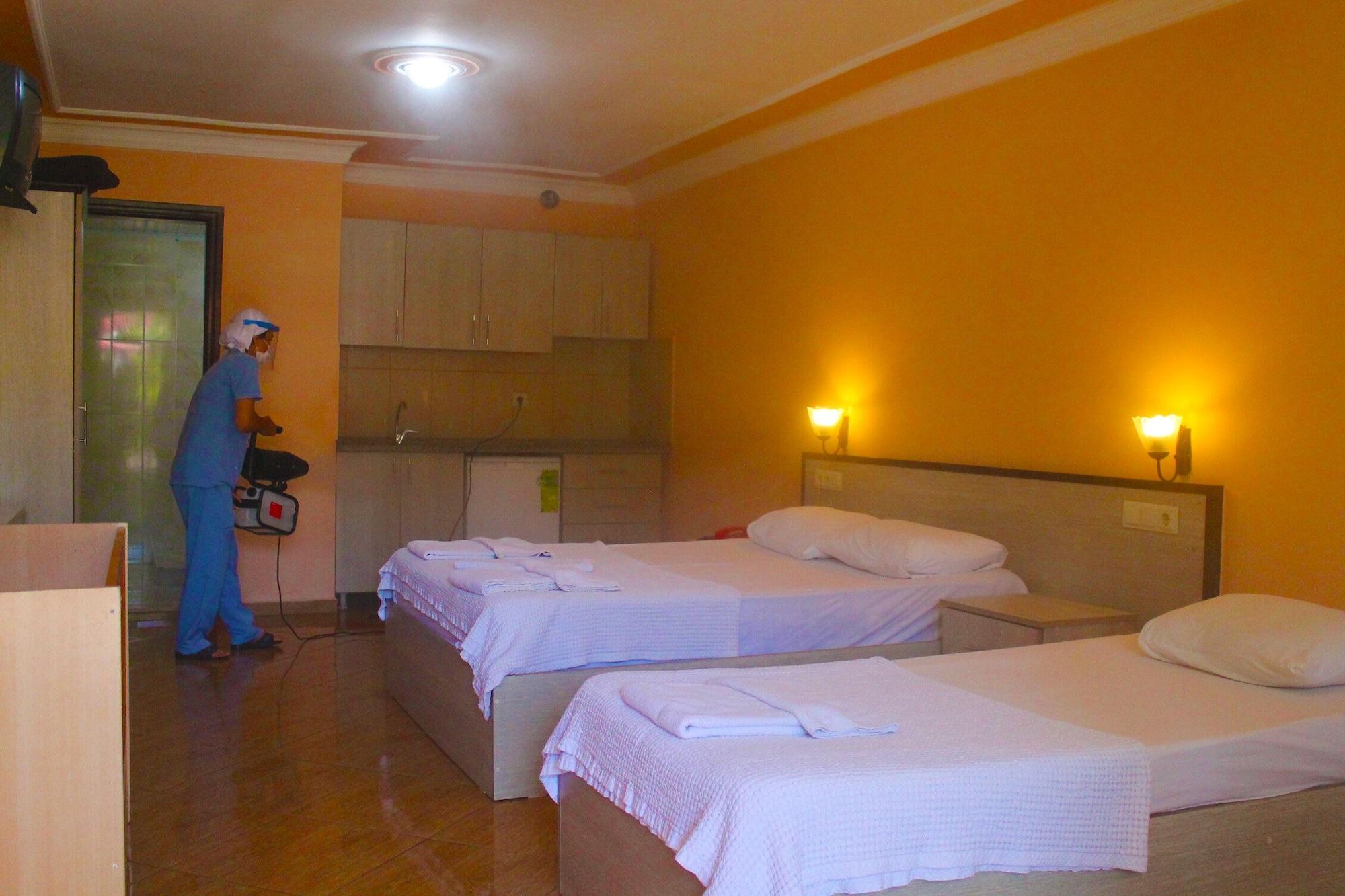 Carmina Hotel โอลลุนเดนิซ ภายนอก รูปภาพ