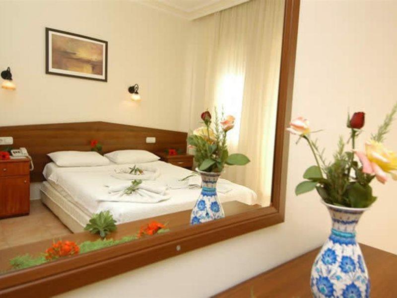 Carmina Hotel โอลลุนเดนิซ ภายนอก รูปภาพ